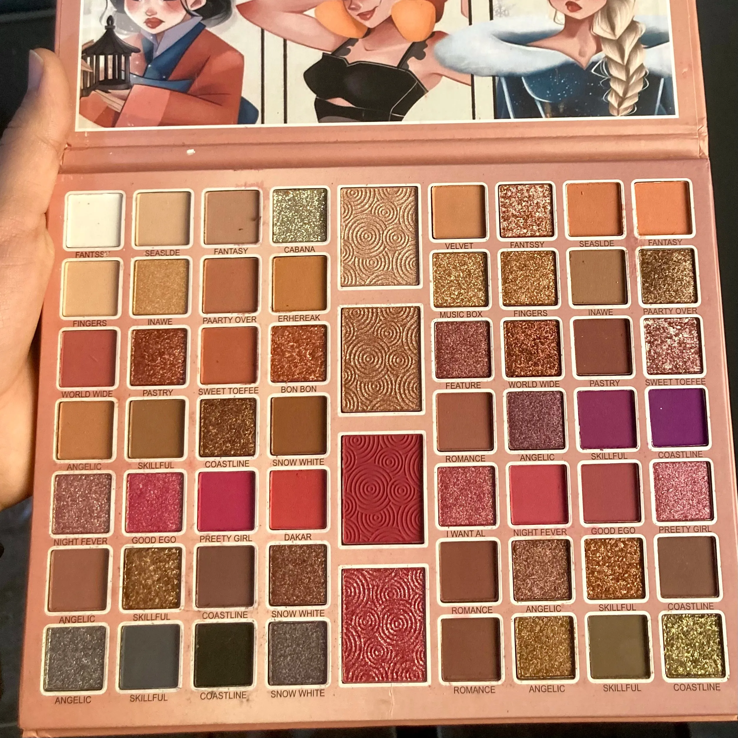 60 Colors Nude Eyeshadow Palette