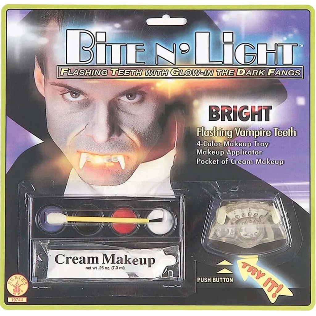Bite N' Light Makeup Kit